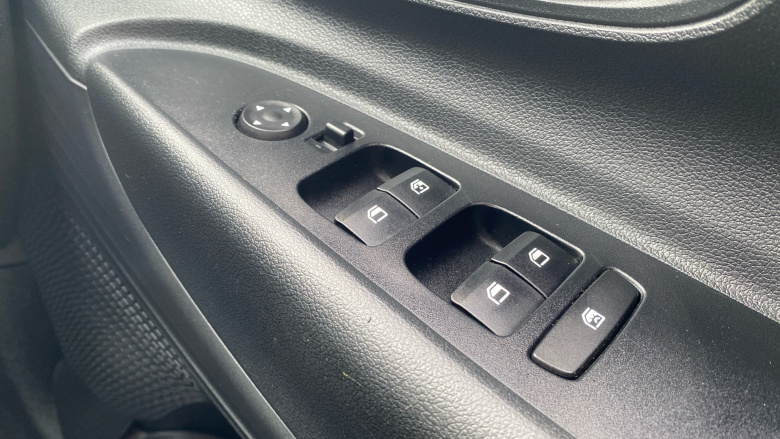 Hyundai i20 1.0T GDi 48V MHD SE Connect 5dr Petrol Hatchback